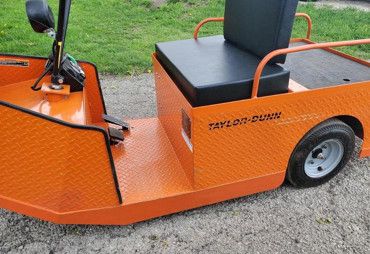 Used 2019 Taylor Dunn SS536