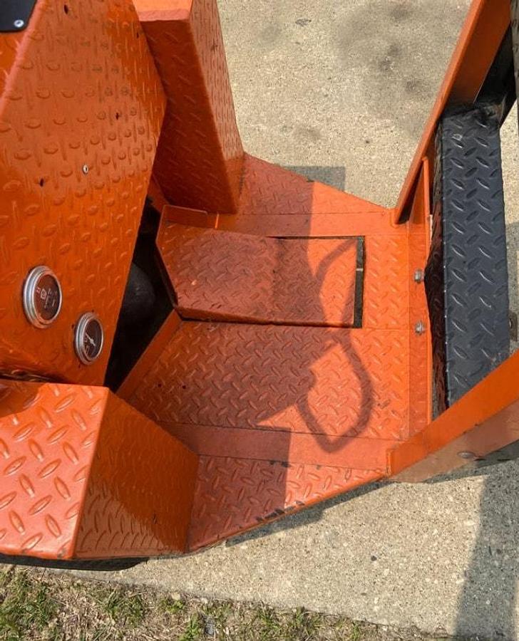 Used Taylor Dunn SC1-75 Stock Chaser