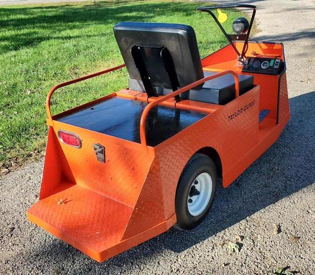 Used 2007 Taylor Dunn SS536 Step Saver