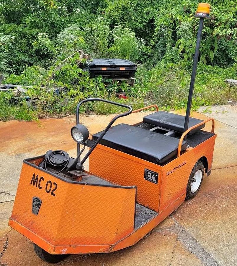 Used 2007 Taylor Dunn SS536 Step Saver