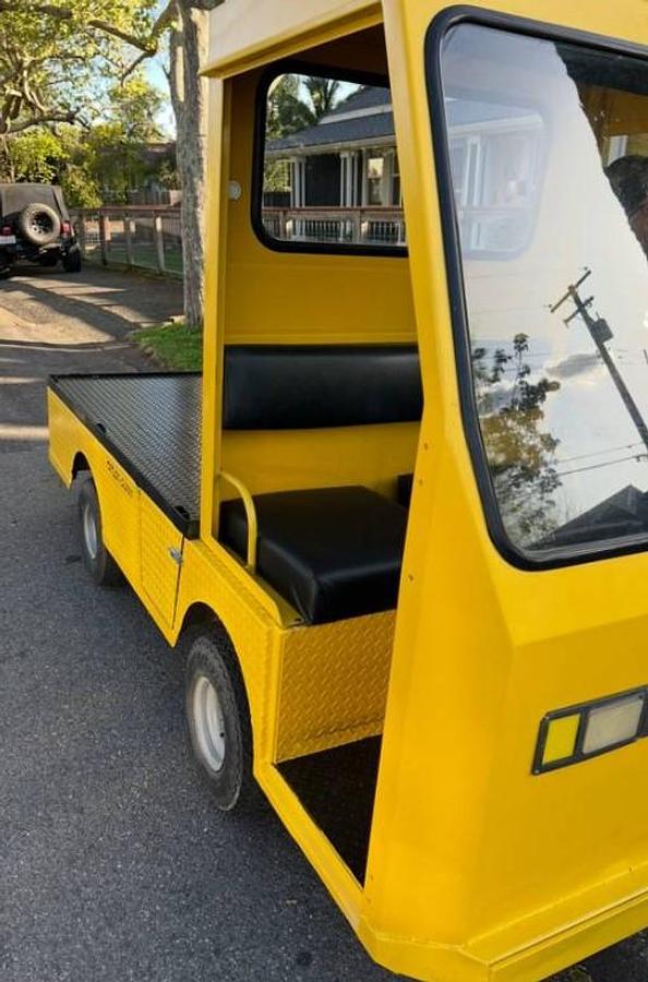 Used Taylor Dunn B2-10