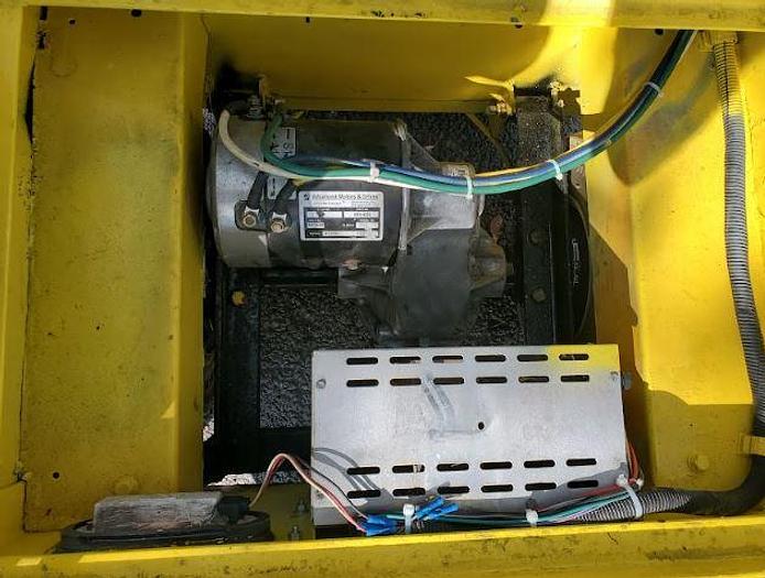 Used 2004 Taylor Dunn SS536