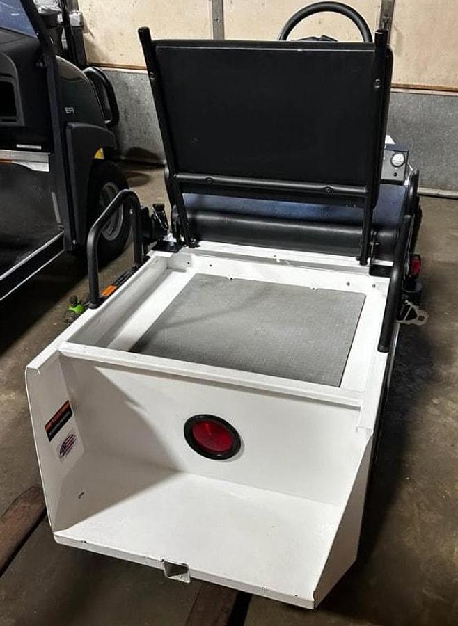 Used 2016 Columbia Expediter Step Saver