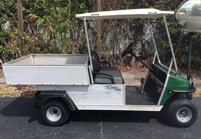 Used 2005 Club Car Carryall - 2 Passenger