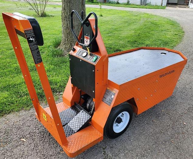 Used 2014 Taylor Dunn SC100