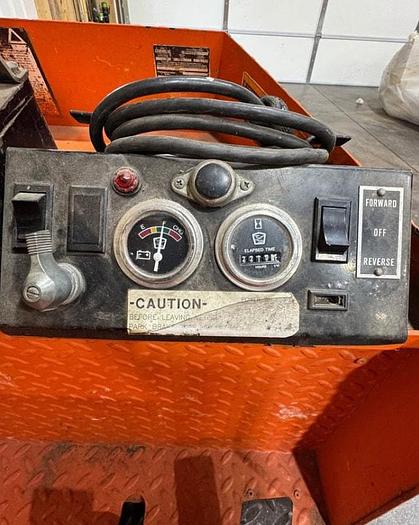 Used Taylor Dunn SS-536 With Steering Wheel