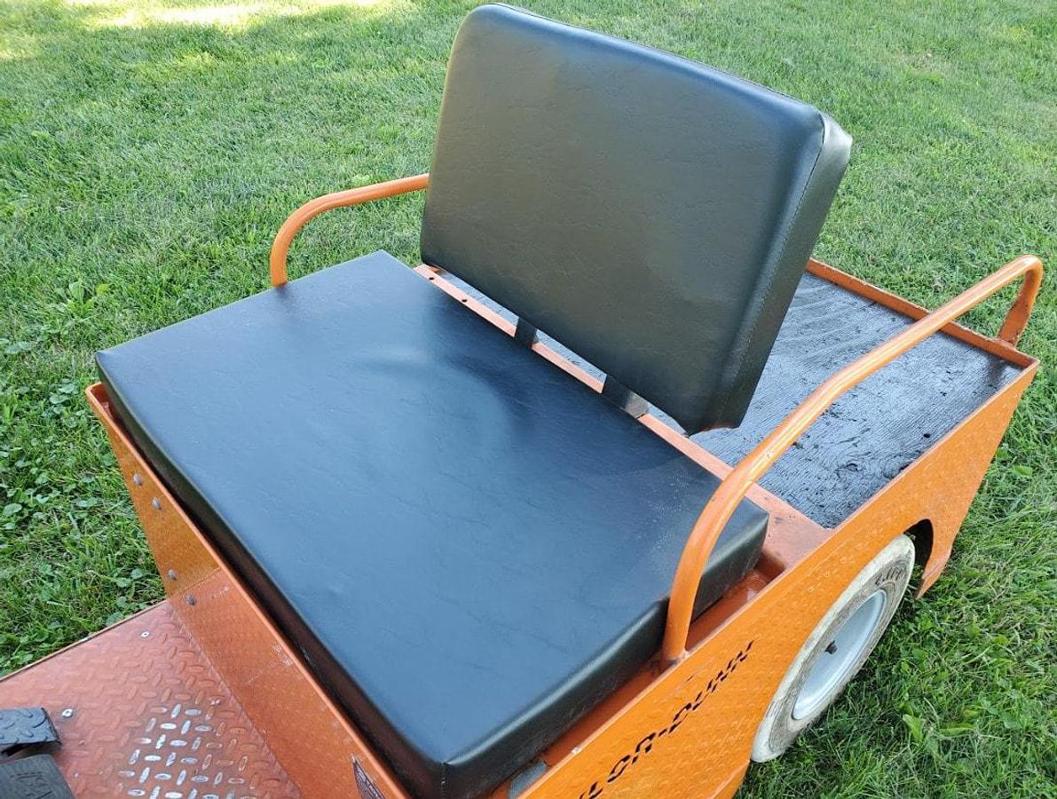 Used 2021 Taylor Dunn SS536 Step Saver