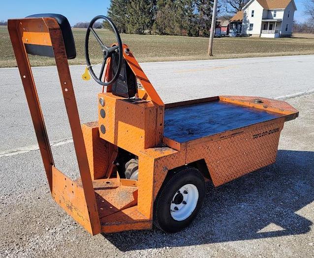 Used Taylor Dunn SC159