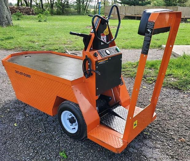 Used 2014 Taylor Dunn SC100