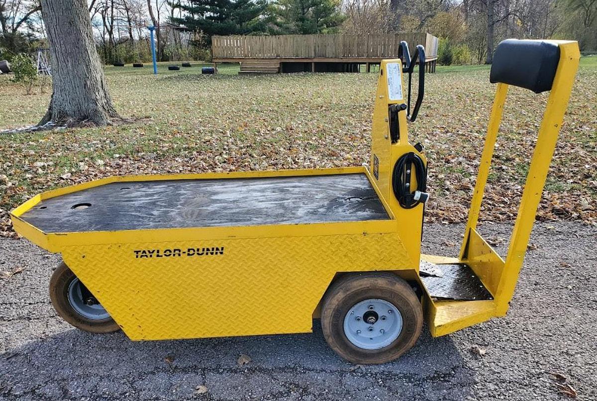 Used 2012 Taylor Dunn SC090 Stock Chaser