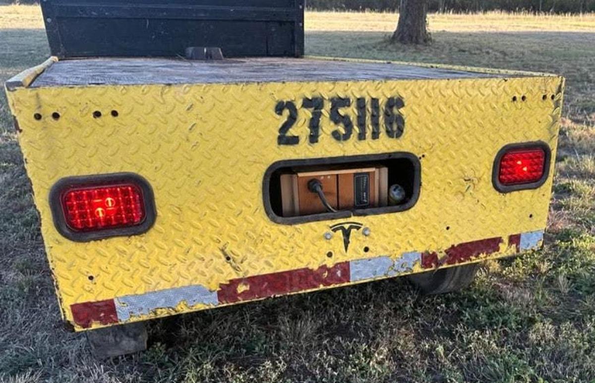 Used 2014 Cushman Titan XD Burden Carrier