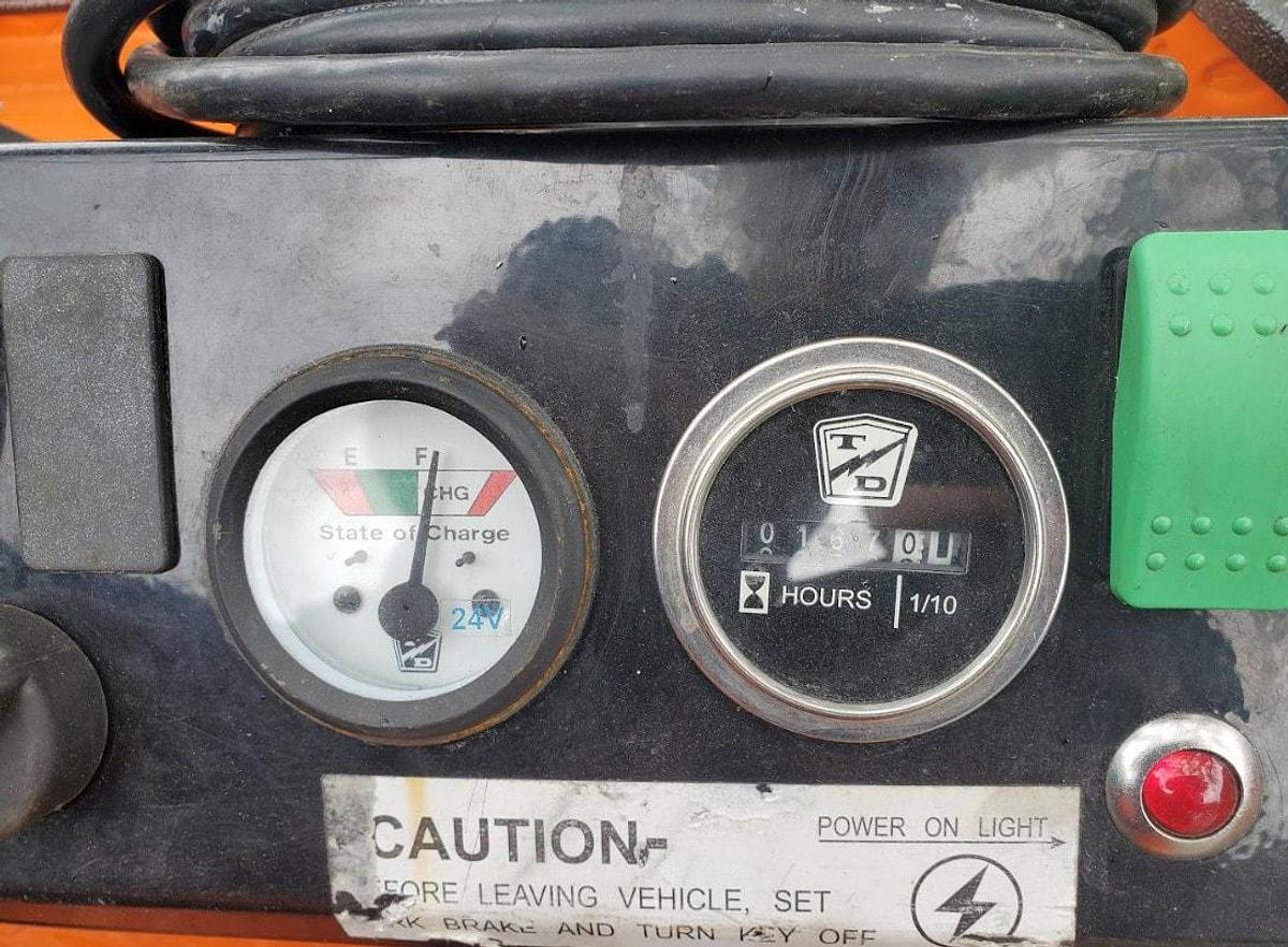 Used 2019 Taylor Dunn SS536