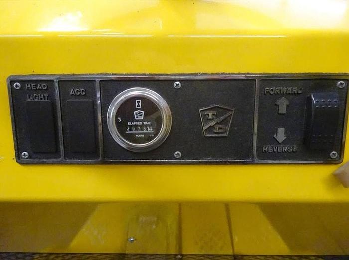 Used Taylor Dunn Tow Tractor E0-034-51