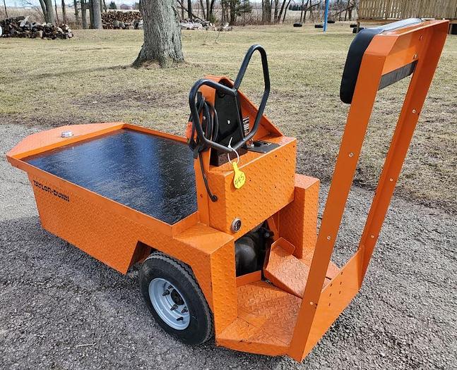 Used 2003 Taylor Dunn SC159