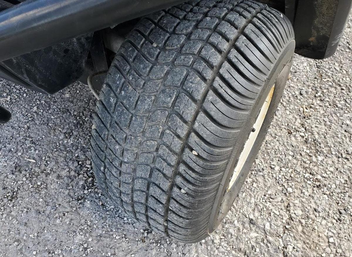 Used 2018 Cushman Shuttle 8