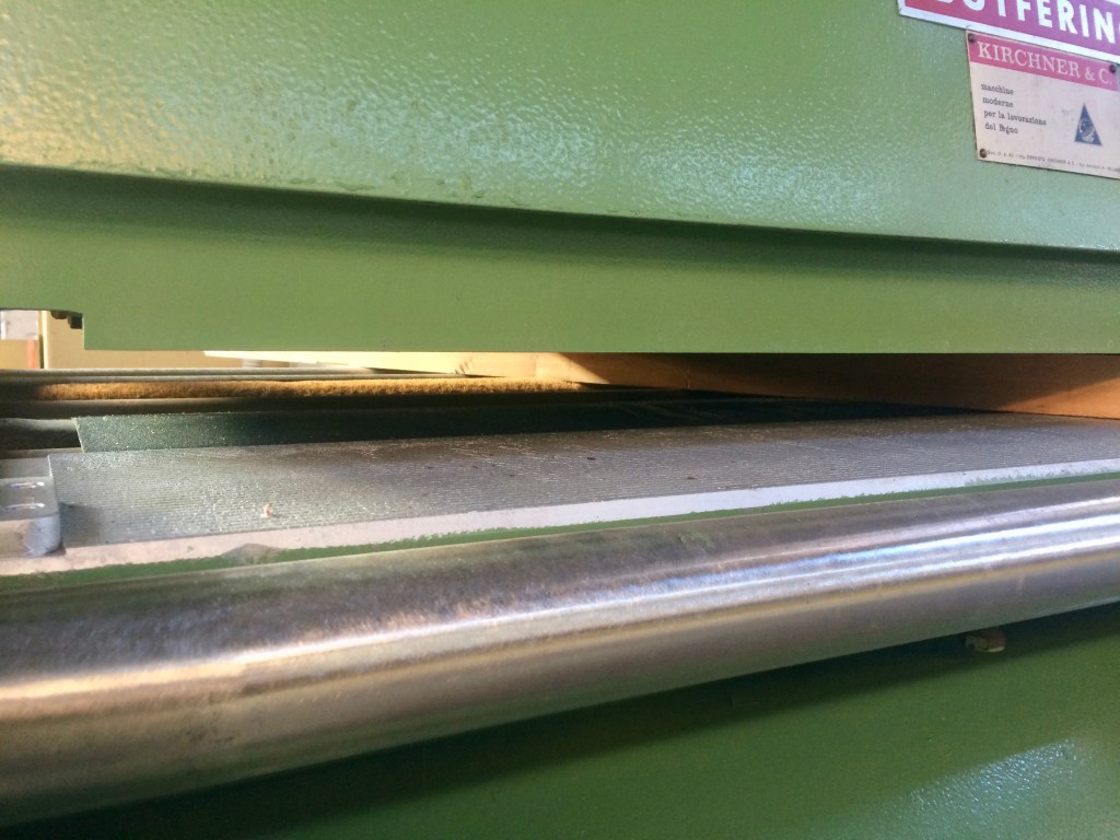 Usato Levigatrice a rulli e spazzola inferiori, marca Butfering, larghezza di lavoro 1100 mm. usata.