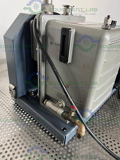 Used Welch  1402N-01 DuoSeal Belt-Driven Rotary Vane Vacuum Pump 115/230V