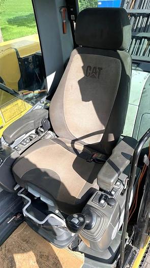 Used 2014 Cat m322D
