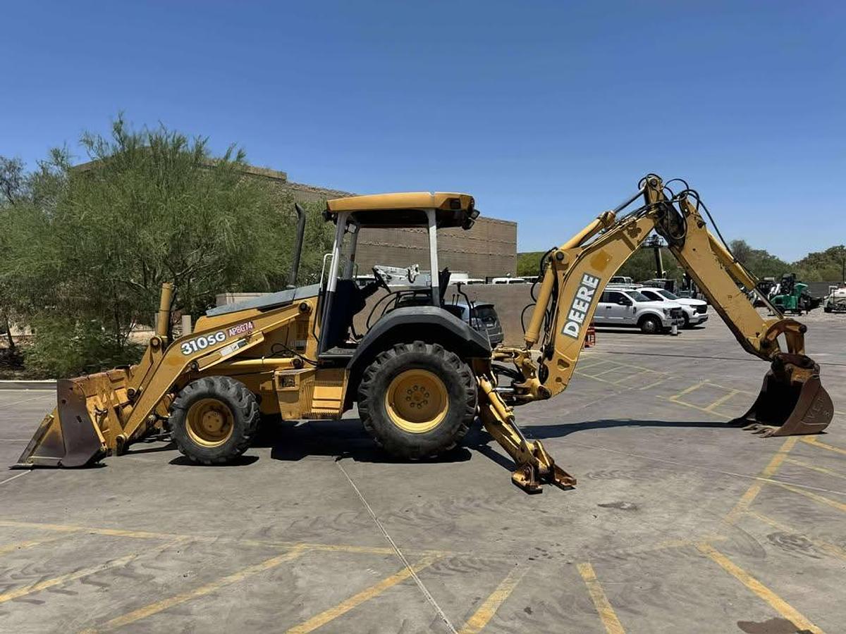 Used 2003 John Deere 310SG