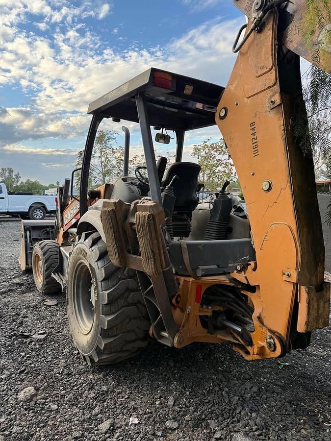 Used 2017 Case 580N EP