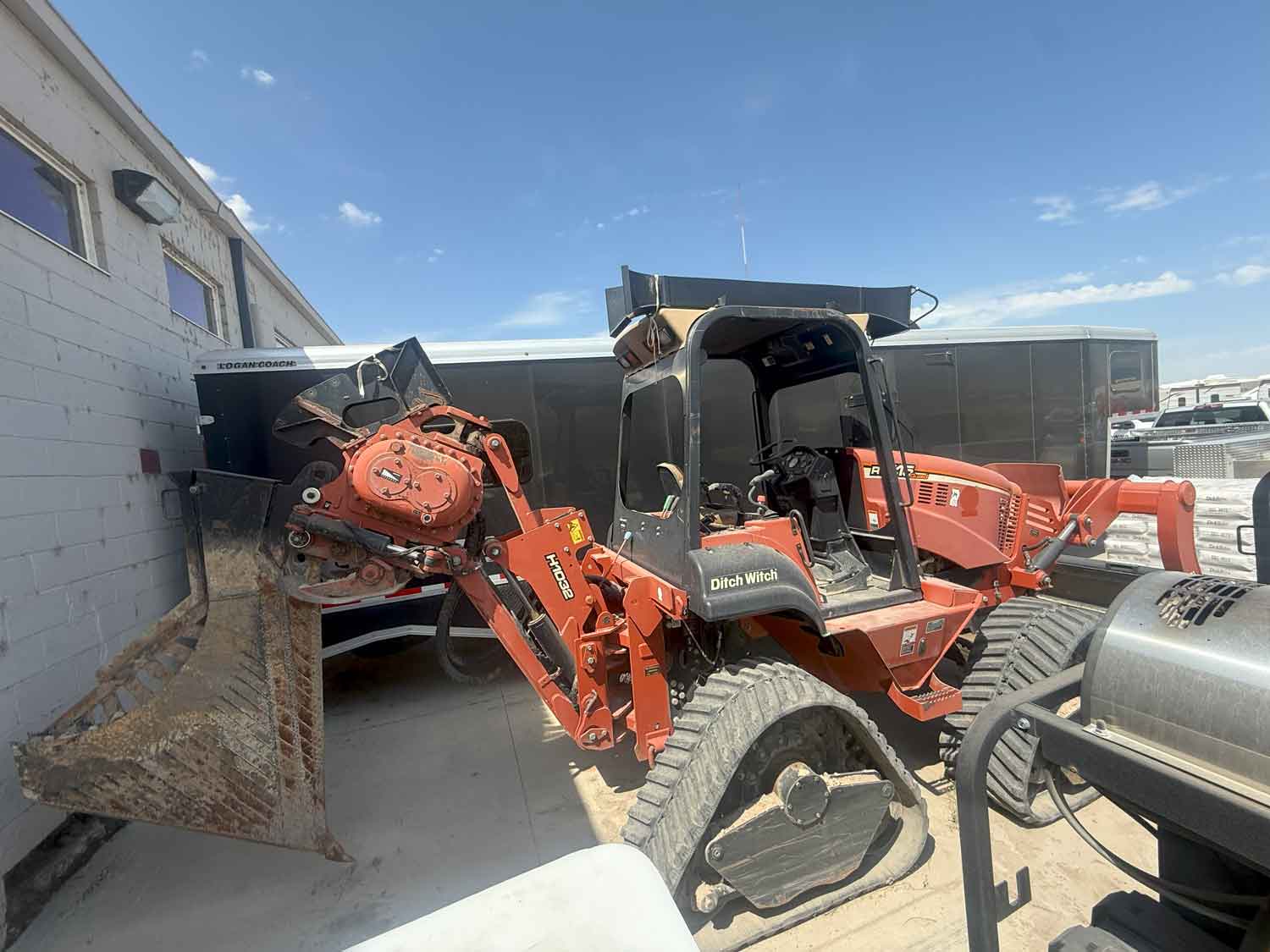 Ditch Witch RT115 Trencher Plow Quad w/ Reel Carrier