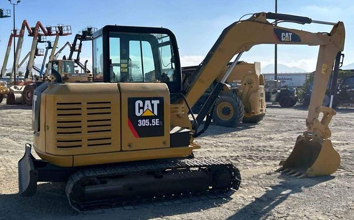Used 2017 CAT 305.5E2