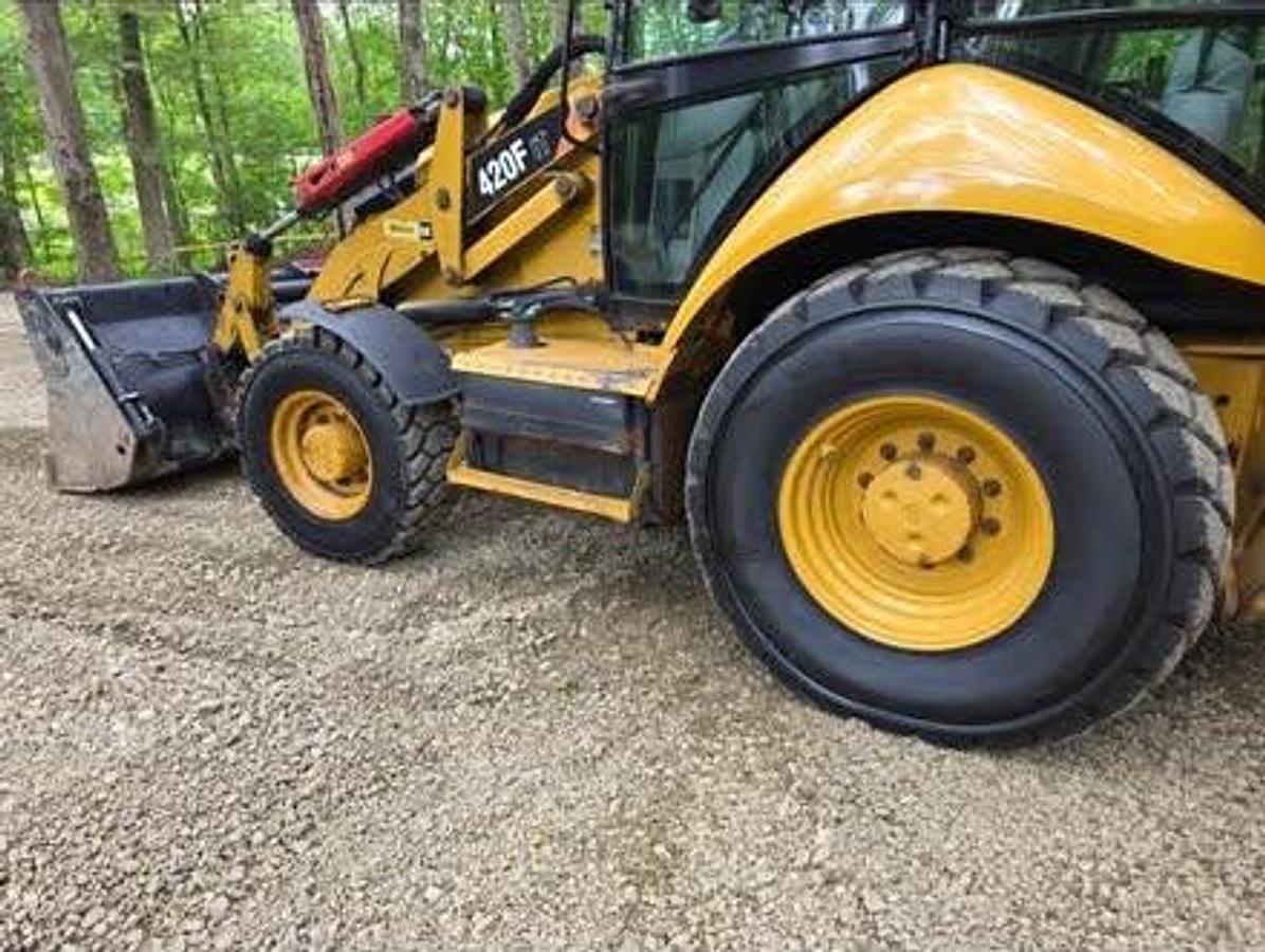 Used 2012 Caterpillar 420F IT
