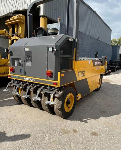 Used 2022 VOLVO PT125C