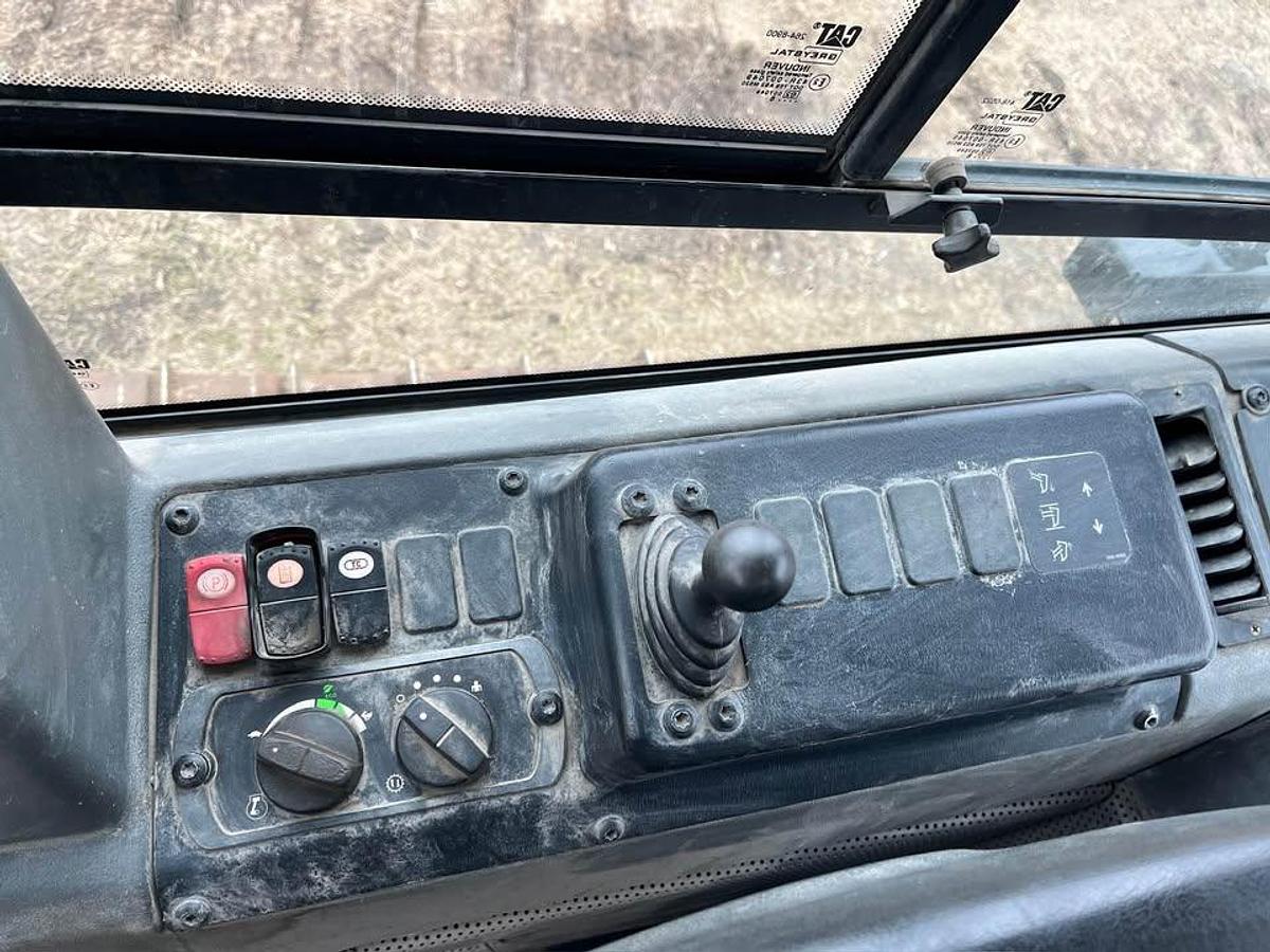 Used 2020 CAT D6K2 LGP