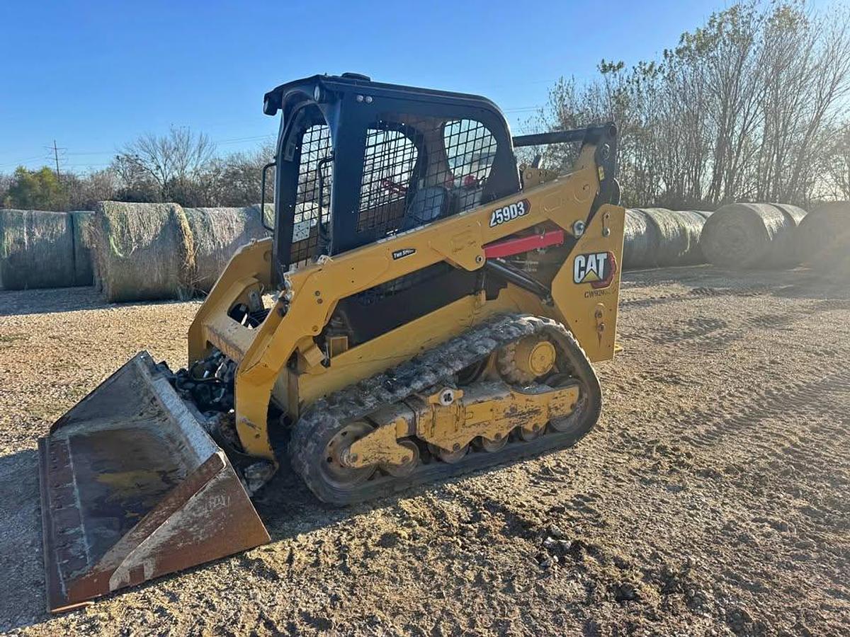 Used 2023 Caterpillar 259D3