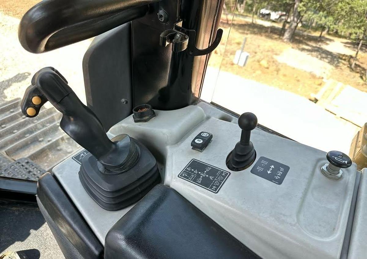 Used 2015 Caterpillar D6N XL Dozer