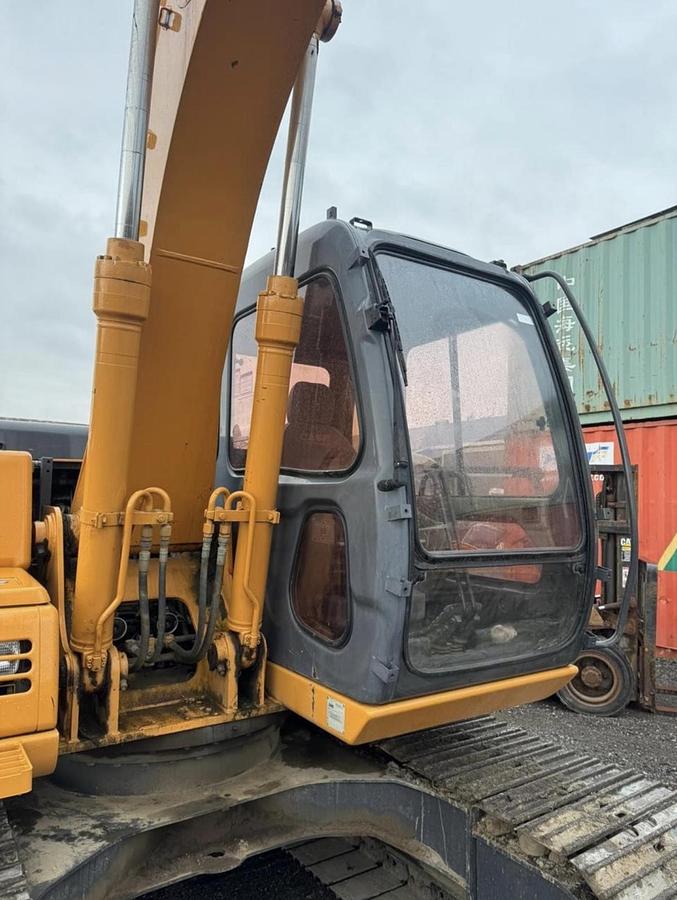 Used 2005 Case CX130