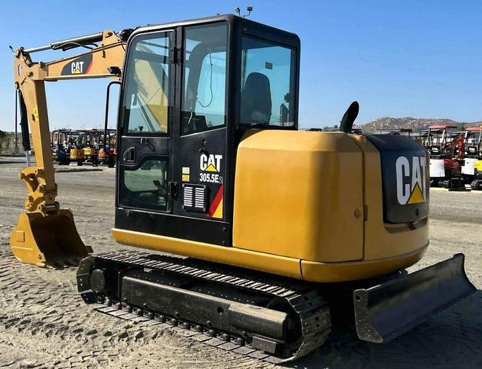 Used 2017 CAT 305.5E2