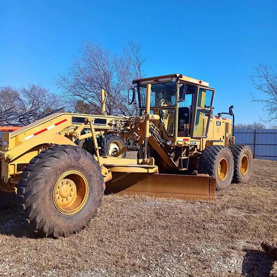 Used 1994 Caterpillar 140G