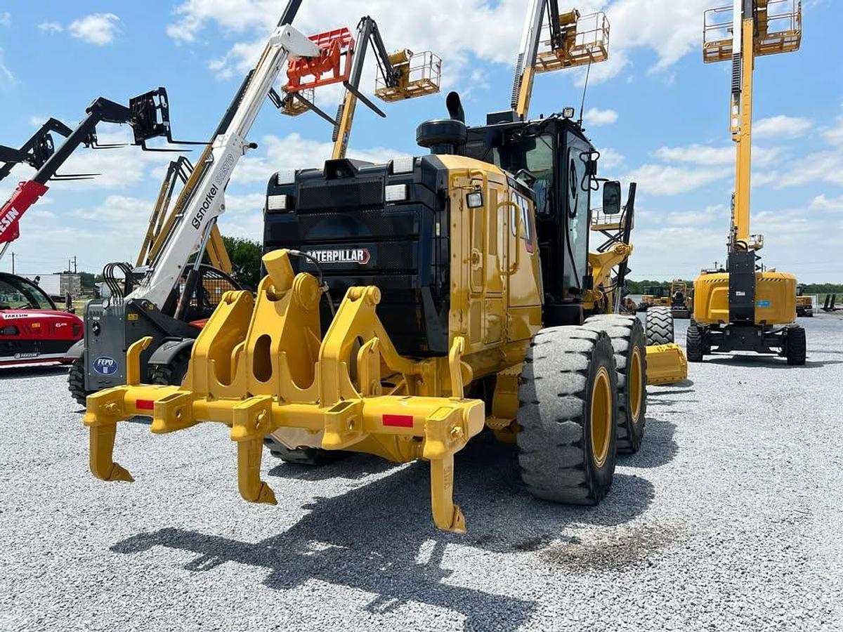 Used 2015 CAT 140M3 Motor Grader