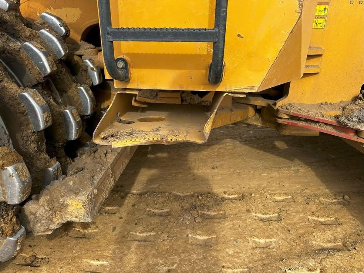 Used 2012 Caterpillar 815f2