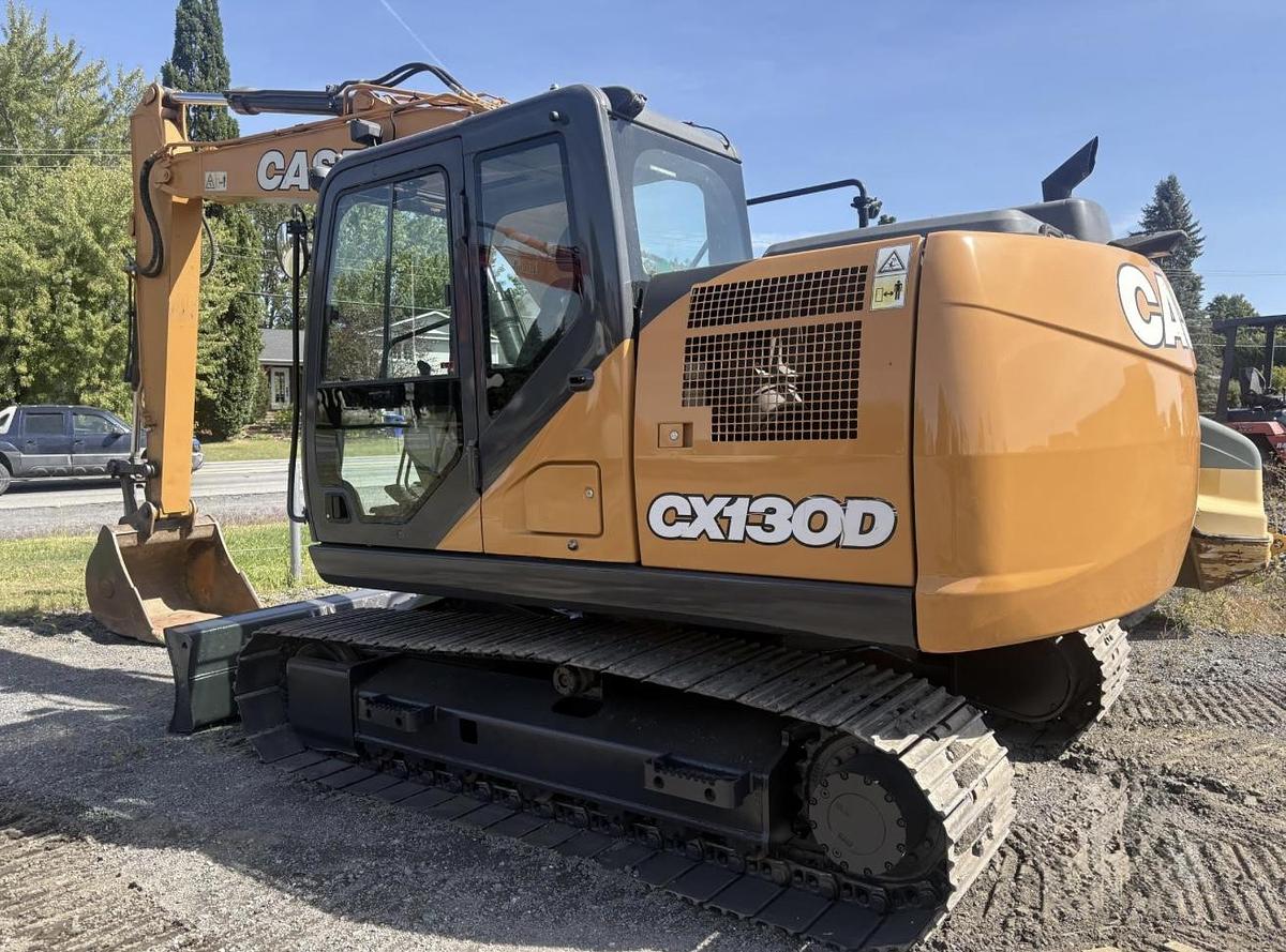 Used 2017 Case CX130D