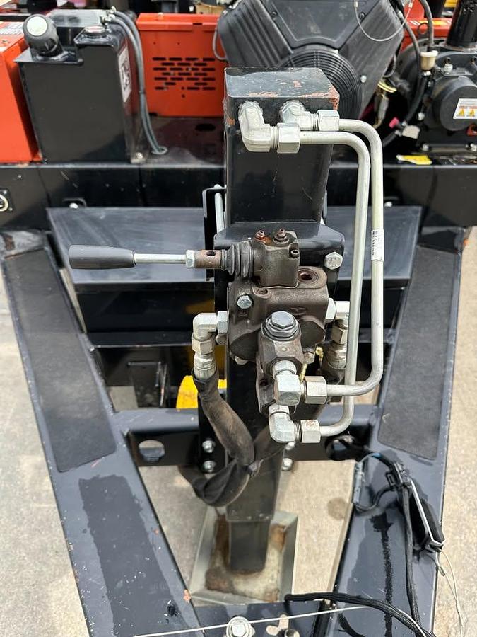 Used 2020 Ditch Witch HX30G