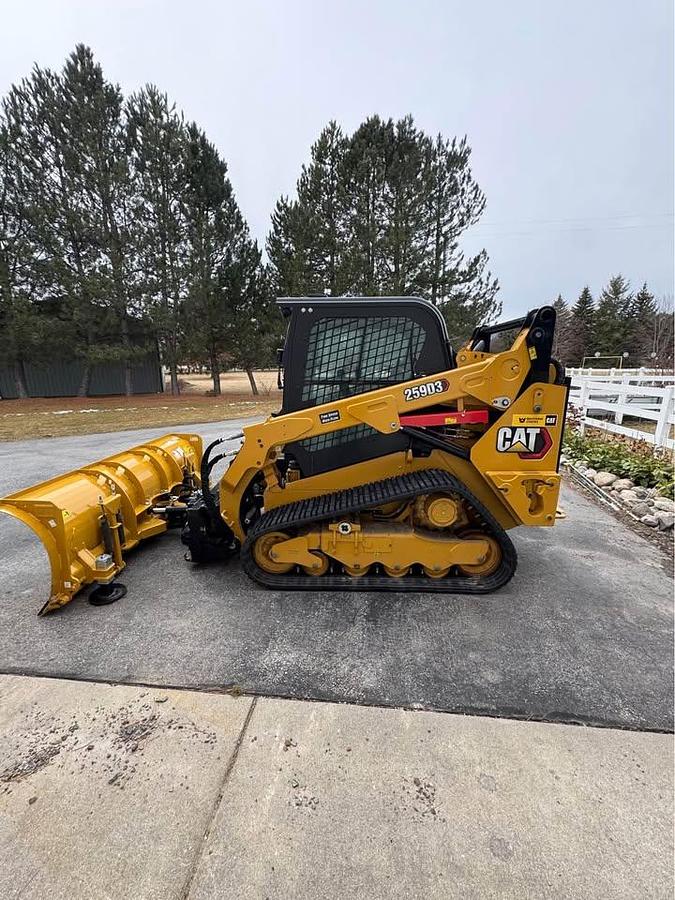 Used 2022 CAT 259D3 Compact Track Loader