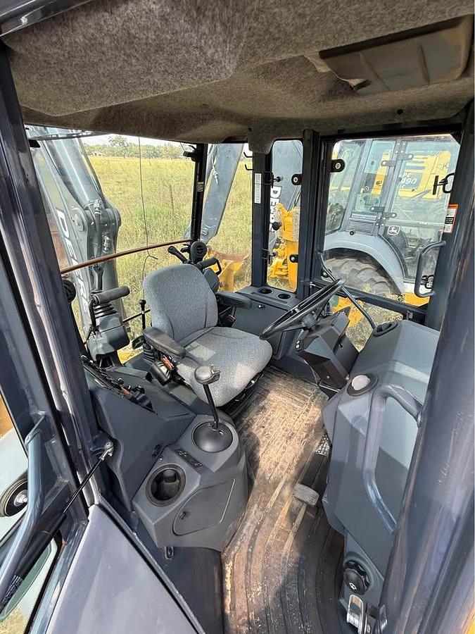 Used 2019 John Deere 310L