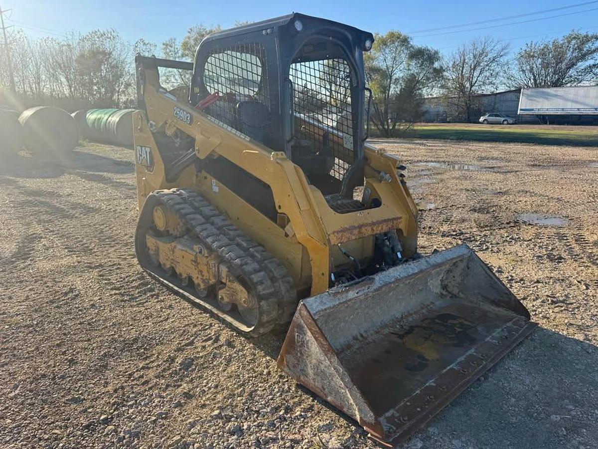 Used 2023 Caterpillar 259D3