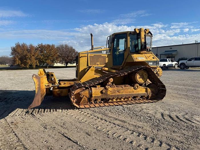 Used 2005 Caterpillar D6N LGP