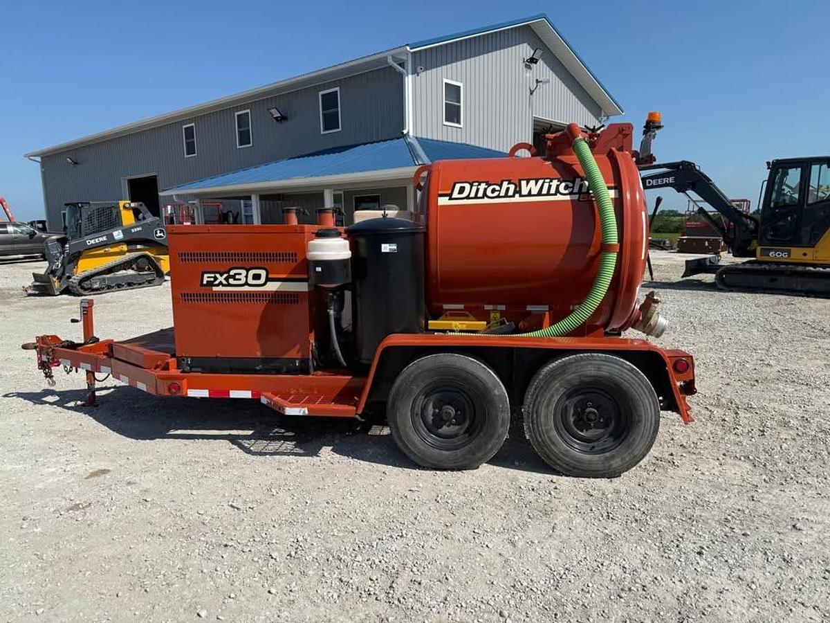 Used 2003 Ditch Witch FX30