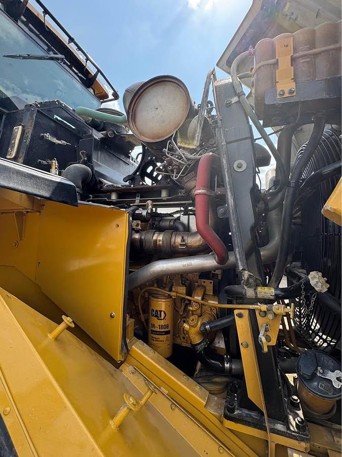 Used 2014 Caterpillar 972K