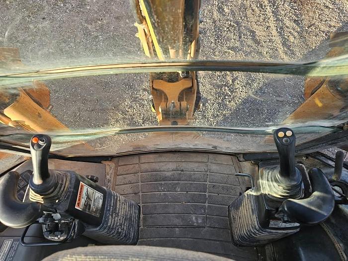 Used 2010 CASE 580SM