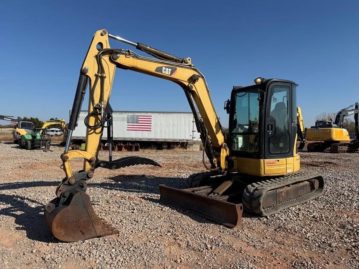 Used 2010 Caterpillar 305C CR Mini Excavator