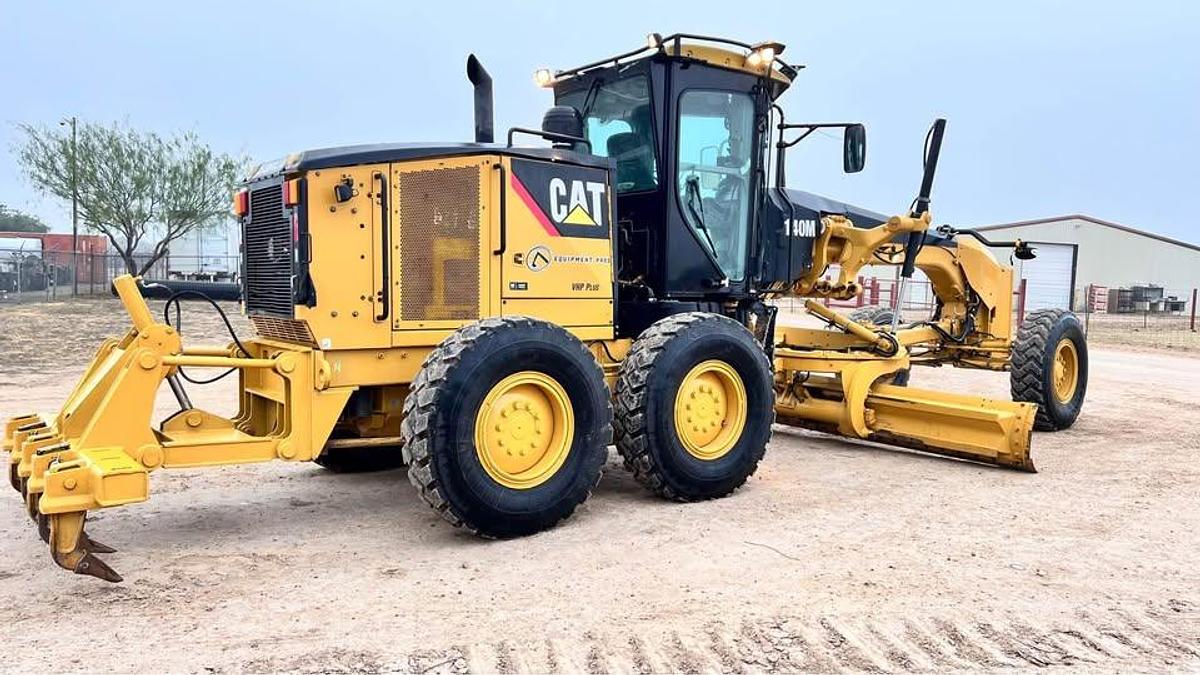 Used 2008 Caterpillar 140M