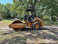 2011 CASE SV208