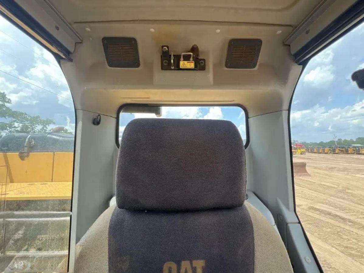 Used 2017 Caterpillar 320FL