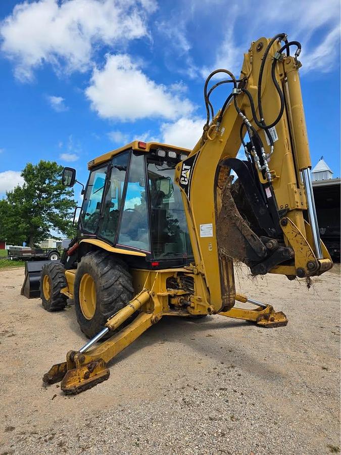 Used 2002 CAT 420D IT
